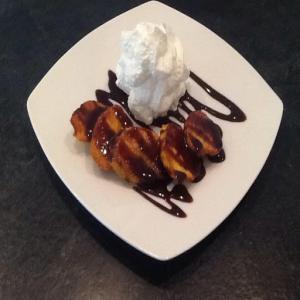 Fried plantains with cinnamon & sugar, chocolate syrup & whipped cream Recipe - (4.4/5)_image
