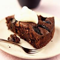 Prune & chocolate torte image