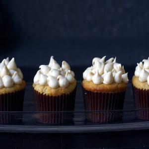Peach Cupcakes with Brown Sugar Frosting Recipe - (4/5) image