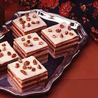 Cherry Filled Cake Squares_image
