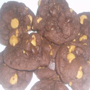 Easy Cake Mix Cookie-- Chocolate Chocolate Chip!_image