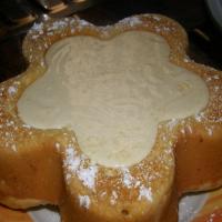 Butter Vanilla Cake image