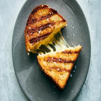 Grilled Cheese Sandwich on the Grill_image
