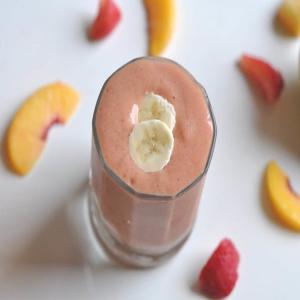 Easy Everyday Basic Fruit Smoothie (a healthy family favorite!)_image