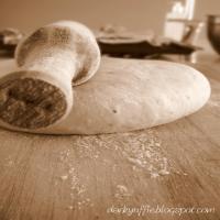 Quick Herbed Pizza Dough_image