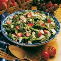Apple-Strawberry Spinach Salad_image