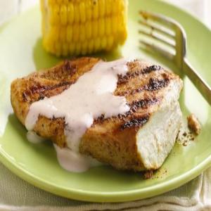 Grilled Smoky Chicken Breasts with Alabama White Barbecue Sauce_image