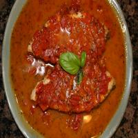 Swordfish steaks with Tomato-Basil Sauce_image