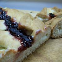 Jam and Cheesecake Loaf_image