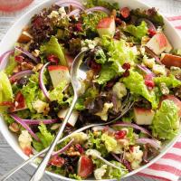 Elegant Cranberry Pear Salad_image