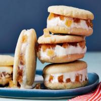 Apple Pie a la Mode Sandwich Cookies image