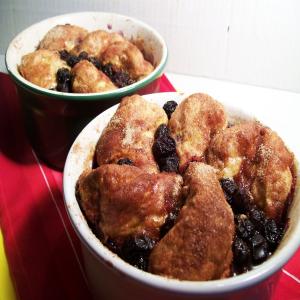 Oh so Easy Blueberry Cinnamon Ring_image