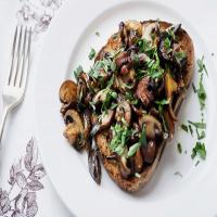 Mushrooms on Toast image