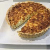 Karen's cheese and onion quiche image