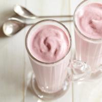 Strawberry banana shake vitamix Recipe - (4.4/5)_image