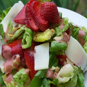 Strawberry Almond Spinach Salad image