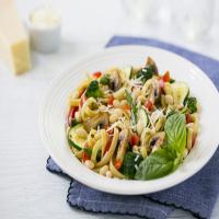 Linguine With White Beans and Vegetables image