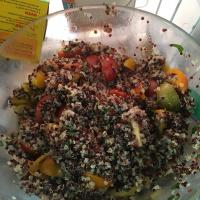 Skinny Mediterranean Quinoa Salad_image