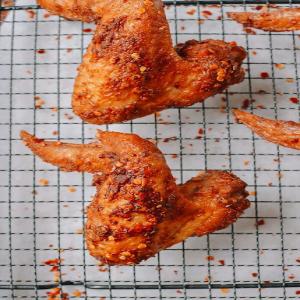 Spicy Fried Chicken Wings - Chinese Takeout Style_image