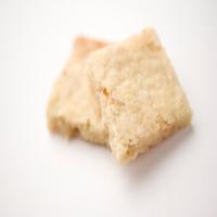 Tuscan Rosemary and Pine Nut Bars_image