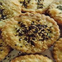 Nigella & Sesame Seed Olive Oil Crackers_image