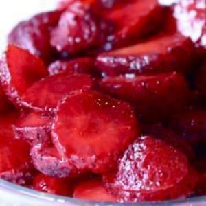 Tequila and Lime-Infused Strawberries_image