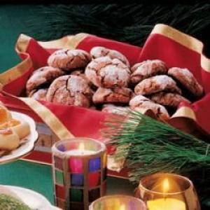 Snow-Topped Chocolate Mint Cookies image