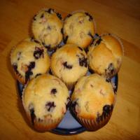 Rhubarb Blueberry Muffins_image
