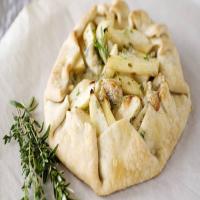 Rustic Pear and Blue Cheese Tart_image