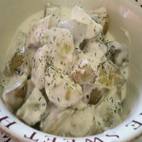 New Potatoes in Creamy Dill Sauce_image