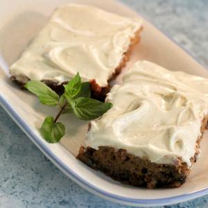Zucchini Bars with Spice Frosting_image