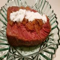 Slow Cooker Corned Beef With Creamy Horseradish Sauce_image