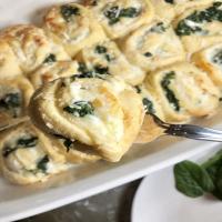 Spinach Dip Crescent Roll Ups_image