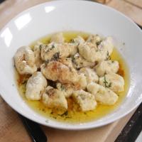 Mascarpone and Lemon Gnocchi with Butter Thyme Sauce_image