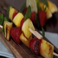 Grilled Fruit Kabobs_image