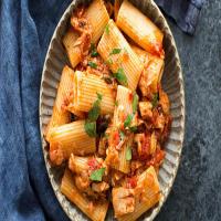 Tuna Pasta With Tomato and Olives_image