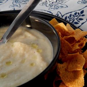 Cauliflower Soup drizzled with White Truffle Oil_image
