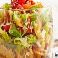 Layered California-Style BLT Salad_image