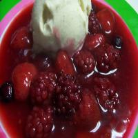 Rote Grütze German Mixed Berry Pudding_image