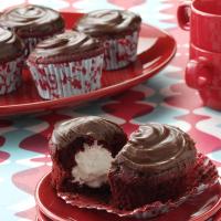 Surprise Red Cupcakes_image