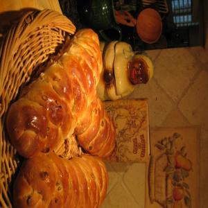 Spinach-Pecan Braided Bread_image