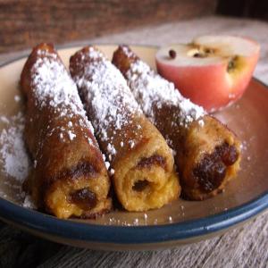 APPLE BUTTER FRENCH TOAST ROLLUPS_image