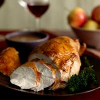 Agave-Glazed Turkey Breast with Sherry Gravy_image