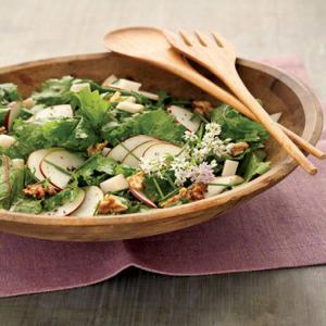 Raw Kale Salad with Gouda, Pear, and Walnuts_image