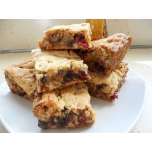 Chewy Date Nut Bars_image