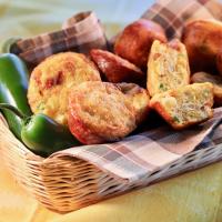 Mini Bacon-Jalapeno-Onion Corn Muffins_image