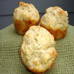 Garlic Mozzarella Muffins image