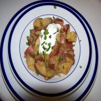 Zesty Potatoes With Sour Cream & Chives image