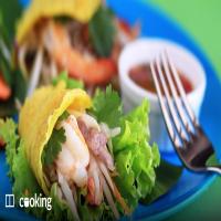 Vietnamese crepes with pork, shrimp and bean sprouts_image