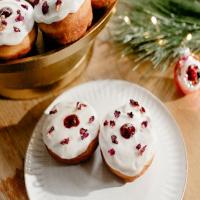 Raspberry Rose-Filled Donuts_image